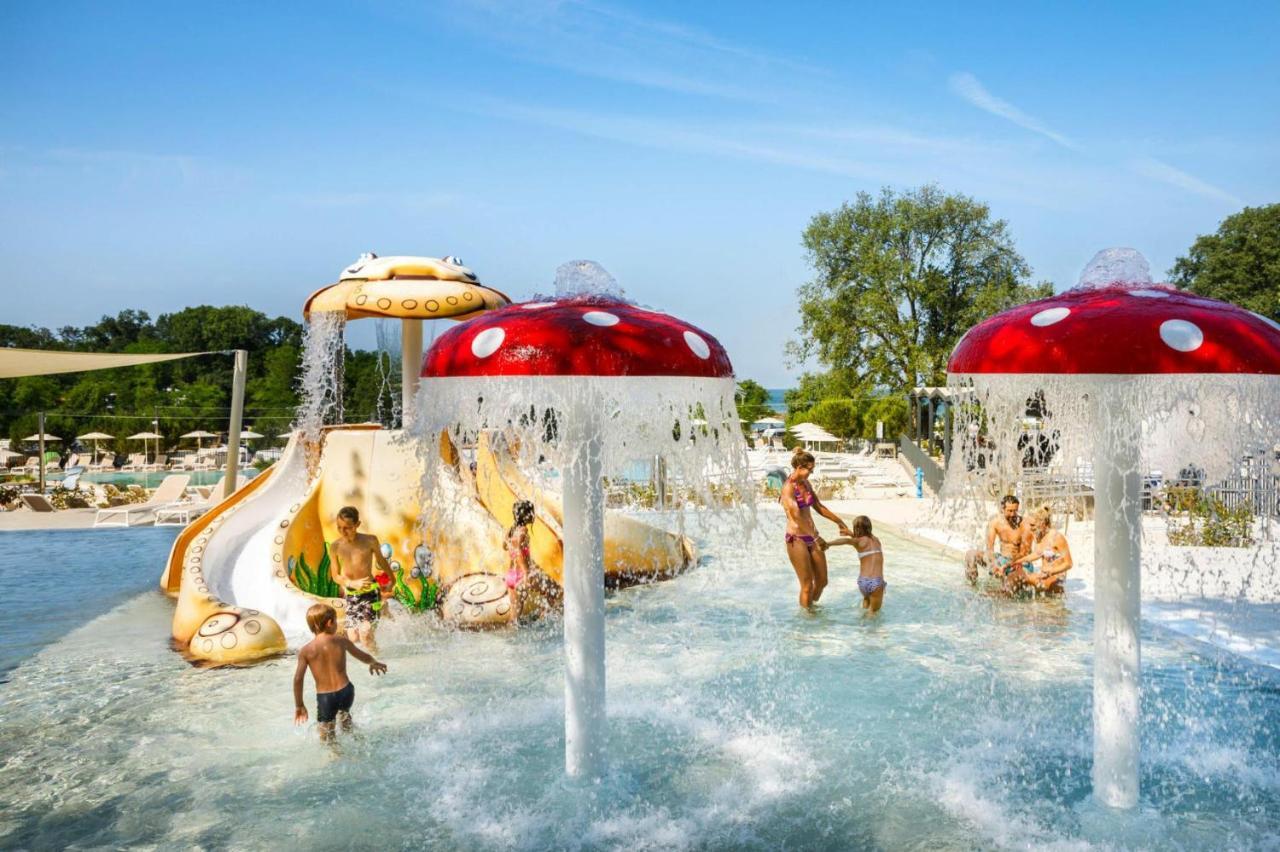 Aminess Maravea Camping Resort Holiday Homes Novigrad Istria Esterno foto