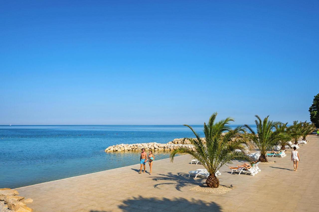 Aminess Maravea Camping Resort Holiday Homes Novigrad Istria Esterno foto