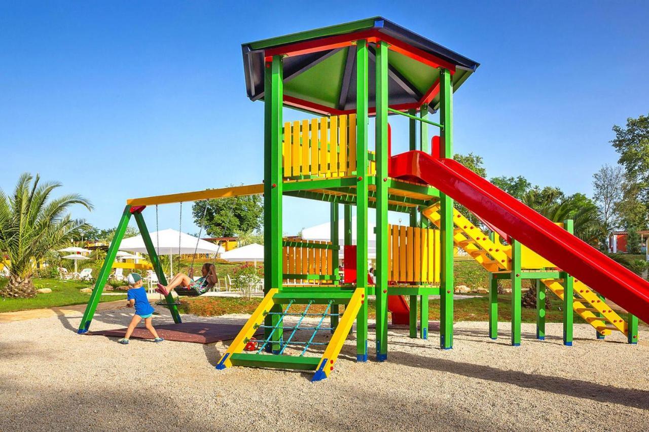 Aminess Maravea Camping Resort Holiday Homes Novigrad Istria Esterno foto